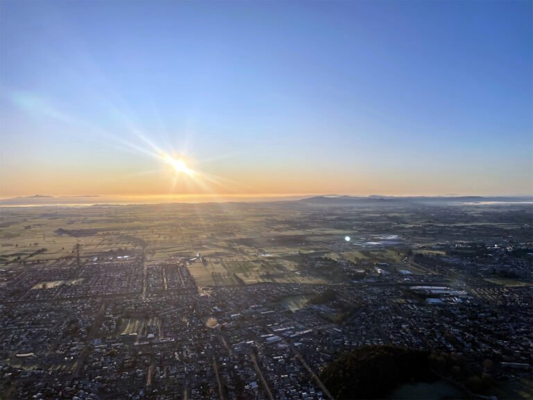 Hot air balloon tour Hamilton 768x576