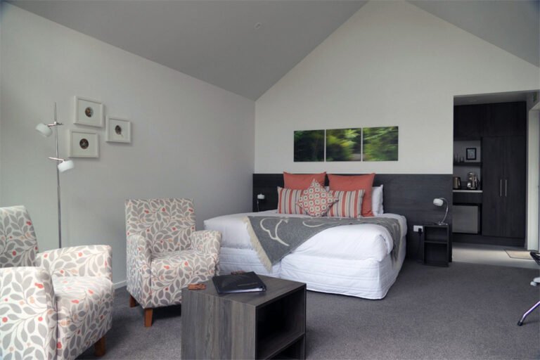 Stewart Island boutique accommodation 768x512
