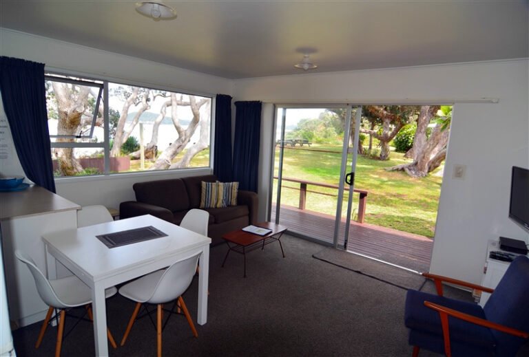 beachfront motel tutukaka 768x519