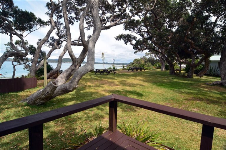 places to stay in tutukaka 768x509