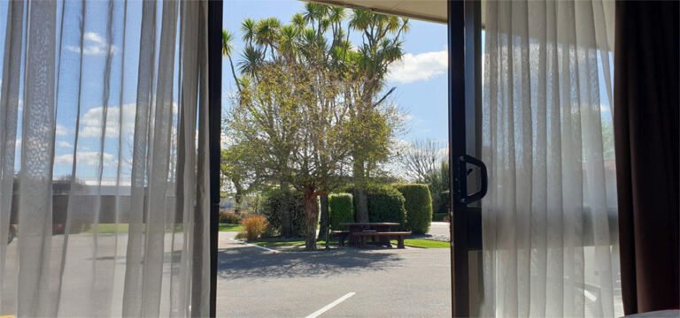 Cheap motel Ashburton NZ 768x360