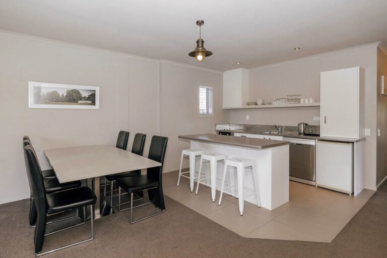Feilding NZ 3 bedroom apartment 768x512