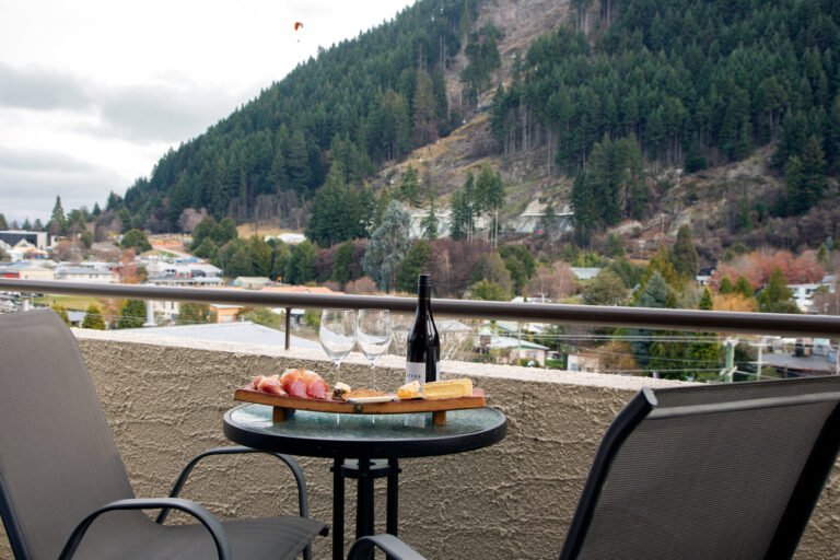 motel central queenstown 768x512