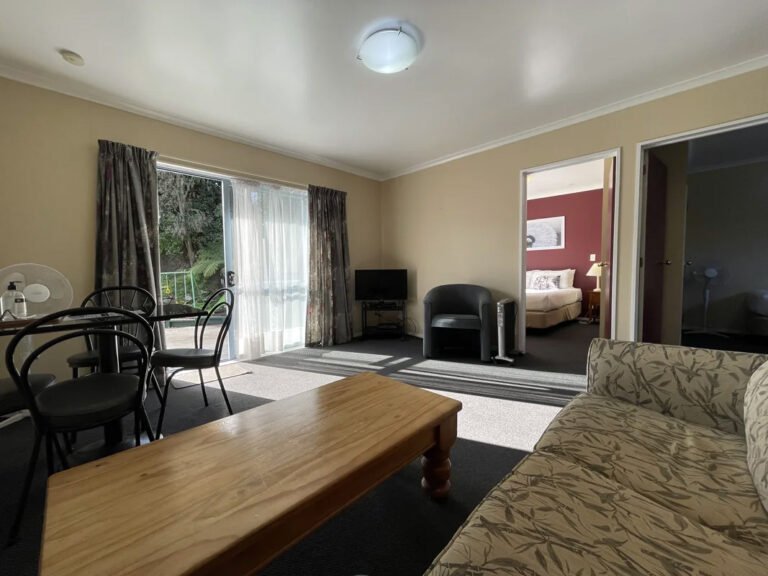 Motel Picton NZ 768x576