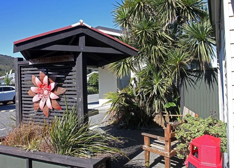 accommodation greymouth nz 768x552