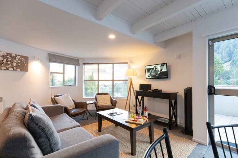 Queenstown holiday apartments 768x512