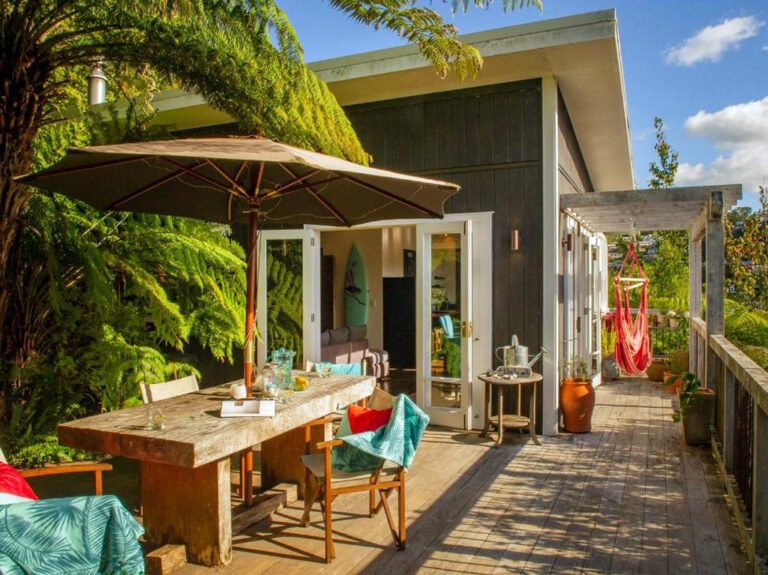 Holiday rentals Coromandel NZ 768x575