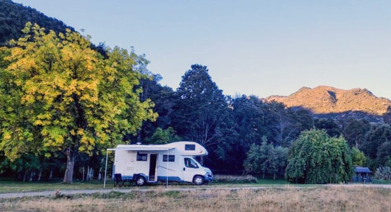 Rent 6 berth motorhome Auckland 1 768x417