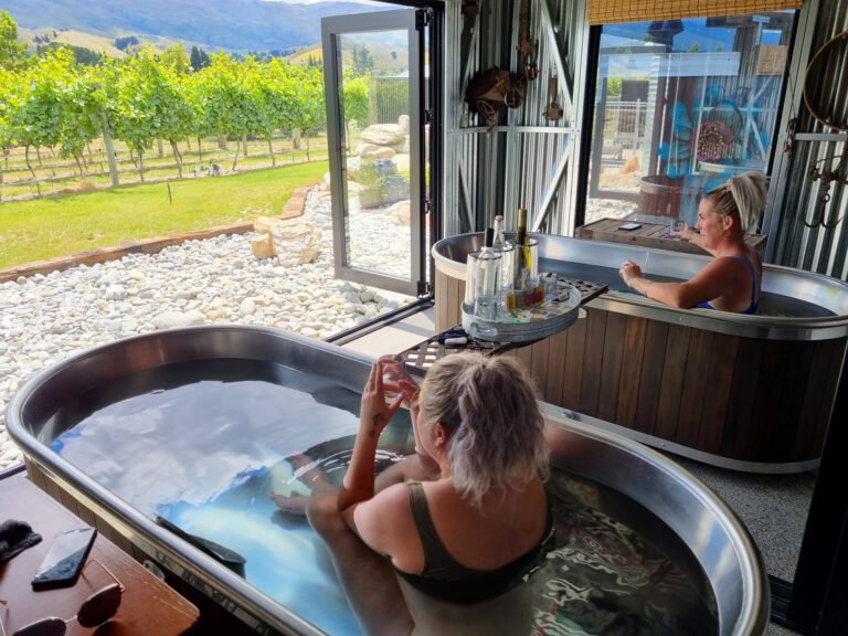 hot tubs Cromwell 768x576