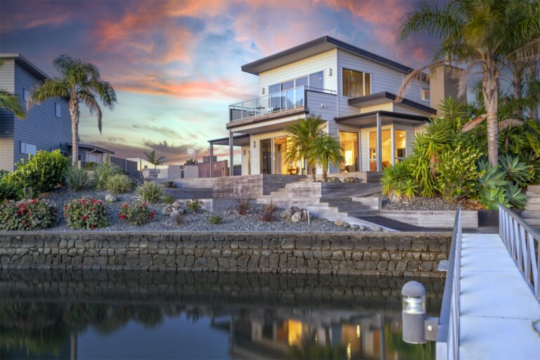 luxury holiday homes Coromandel NZ 768x512