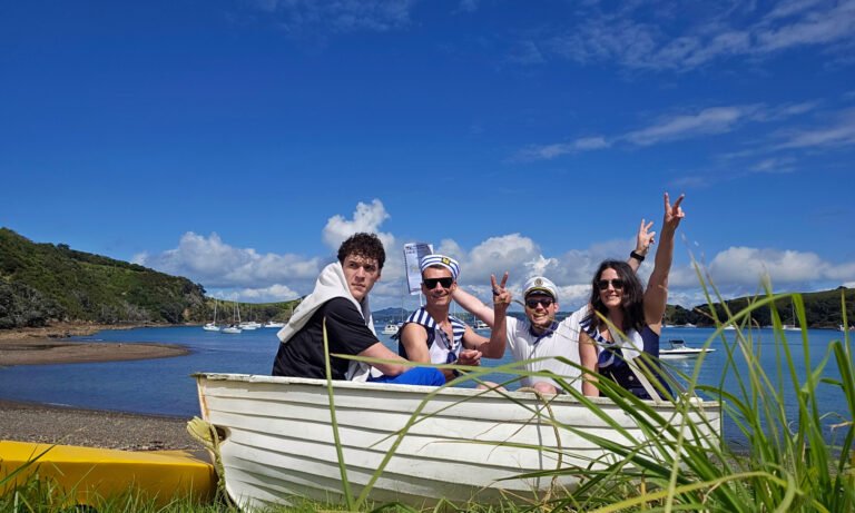 team building auckland 768x461