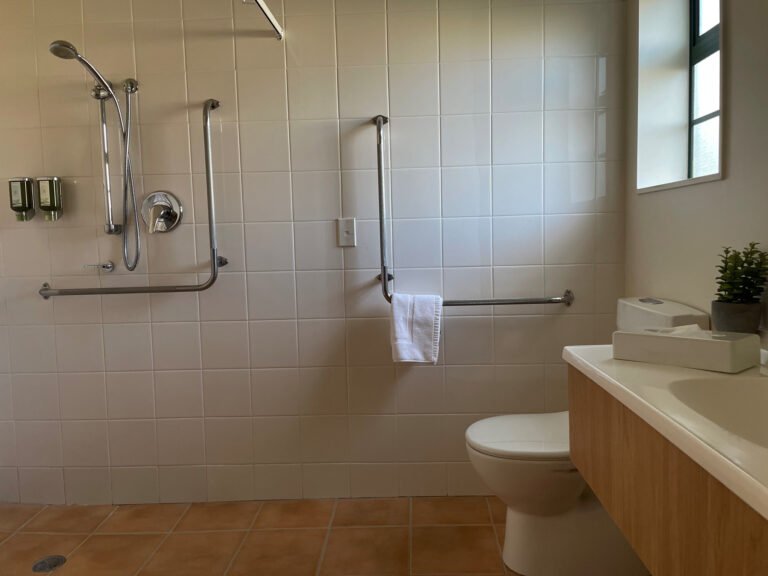 disabled room ellerslie auckland 768x576