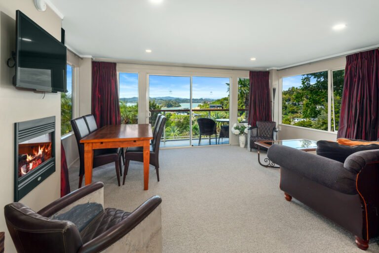 paihia romantic retreat 768x512