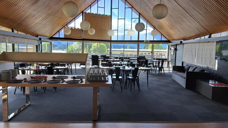 te anau accommodation deals 768x432