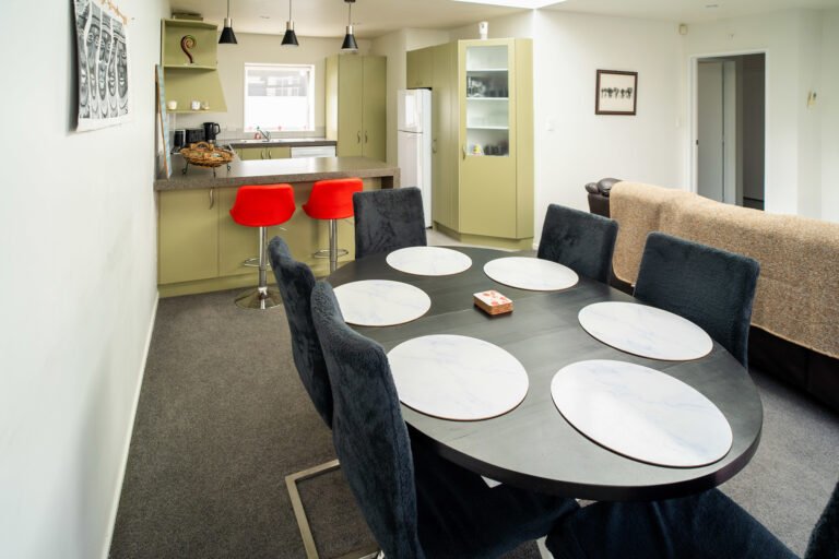 Air BnB Rotorua city 768x512