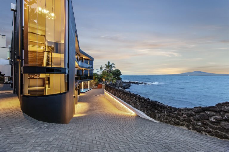 Luxury Accommodation Auckland 768x512