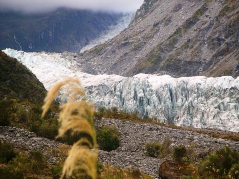 Stay near Fox Glacier NZ 768x576