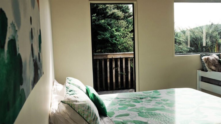 accommodation Raglan NZ 1 768x432