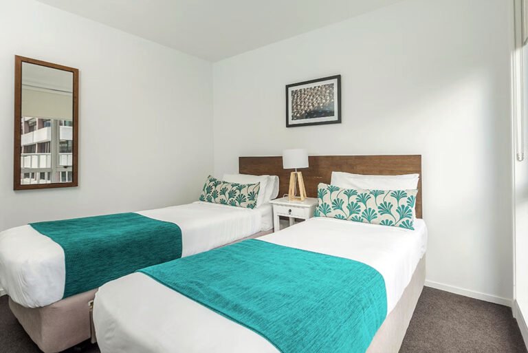 Barclay Suites 768x513