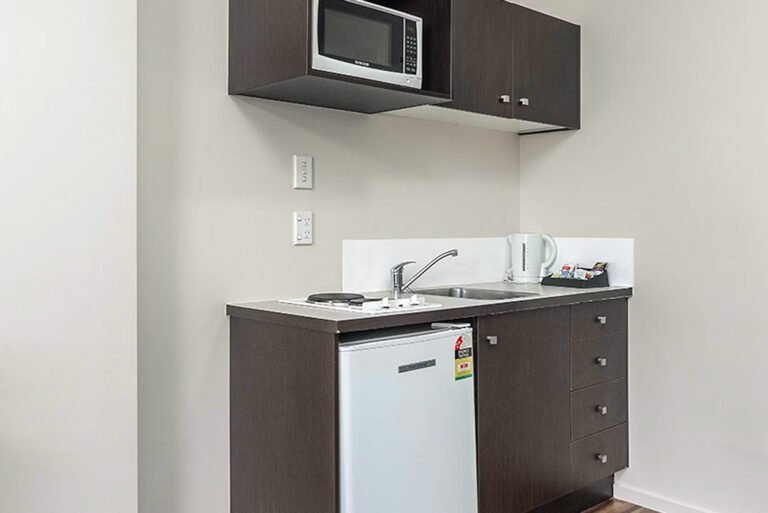 auckland airport motels 768x513