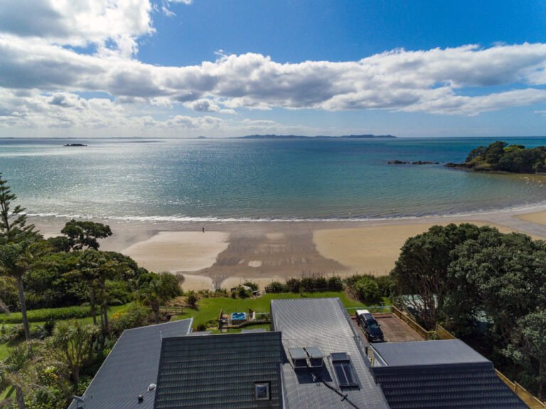 Accommodation Coopers Beach NZ 768x576