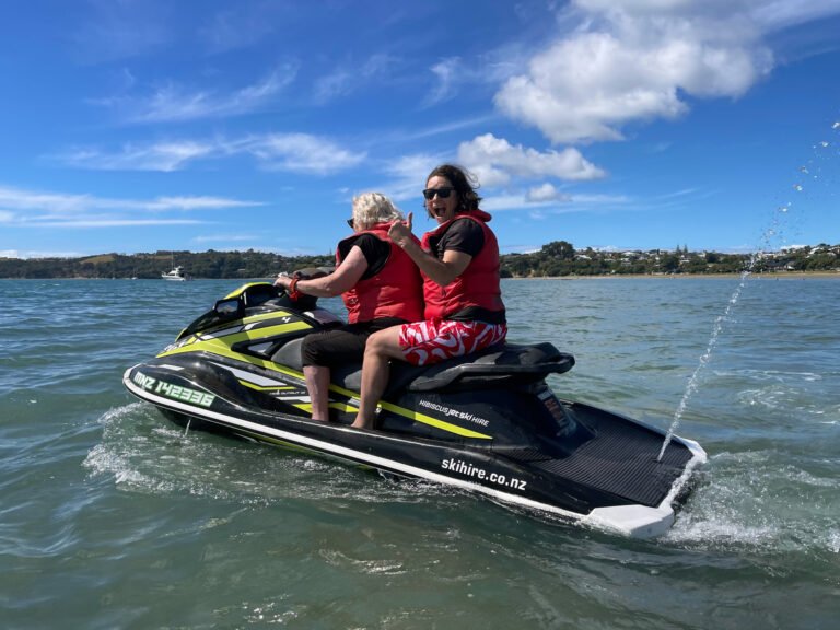 rent jet ski auckland 768x576