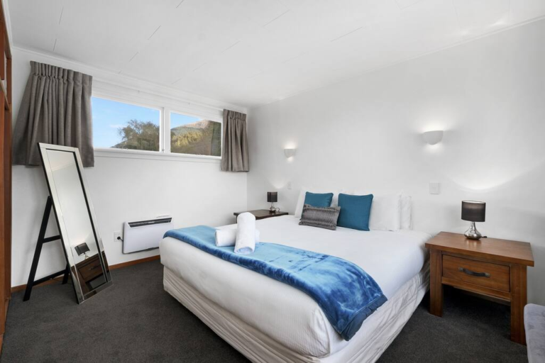 5 bedroom accommodation Queenstown 768x512