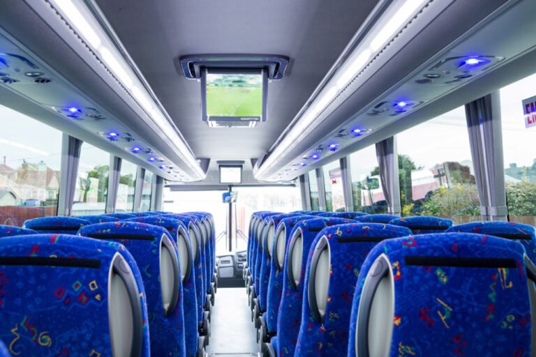 group travel new zealand 768x512