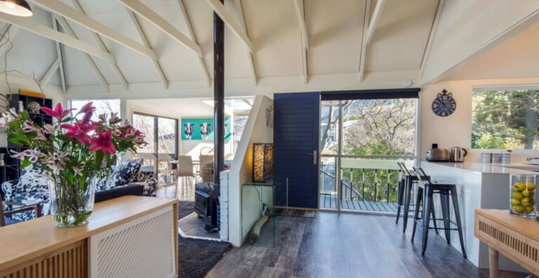 holiday home queenstown nz 768x397