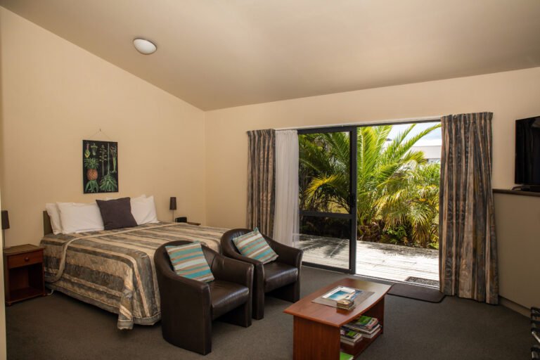 motels whitianga nz 768x512