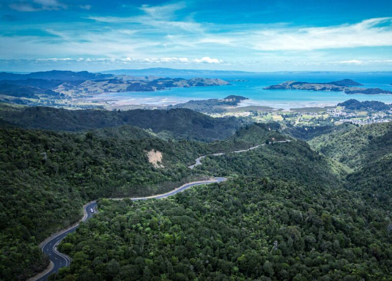 motorcycle trip new zealand 768x550