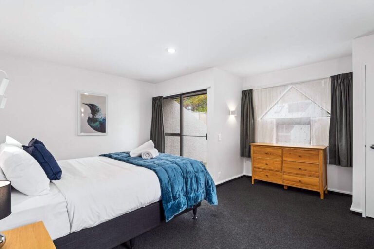 queenstown apartment rental 768x512