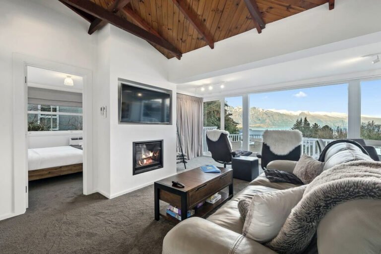 queenstown holiday home 768x513