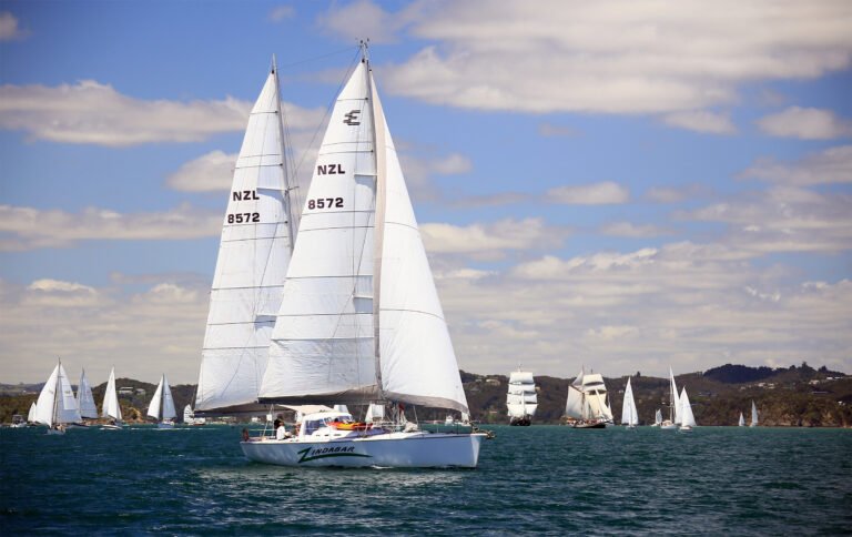 zindabar yacht charters 1 768x484