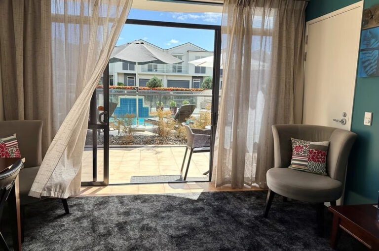 Luxury hotel Nelson City 768x510