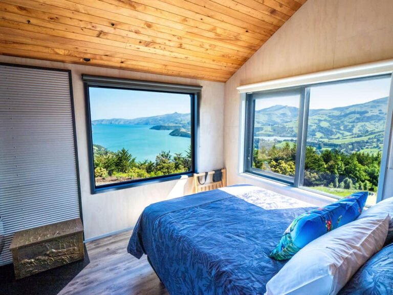 tiny home accommodation akaroa 768x576