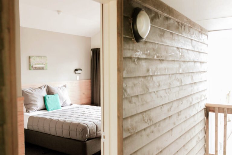 accommodation waitomo nz 768x512