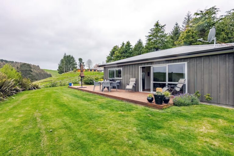 the cottage taupo 768x513