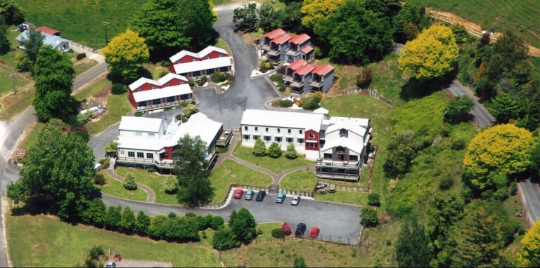 waitomo village accommodation 768x382