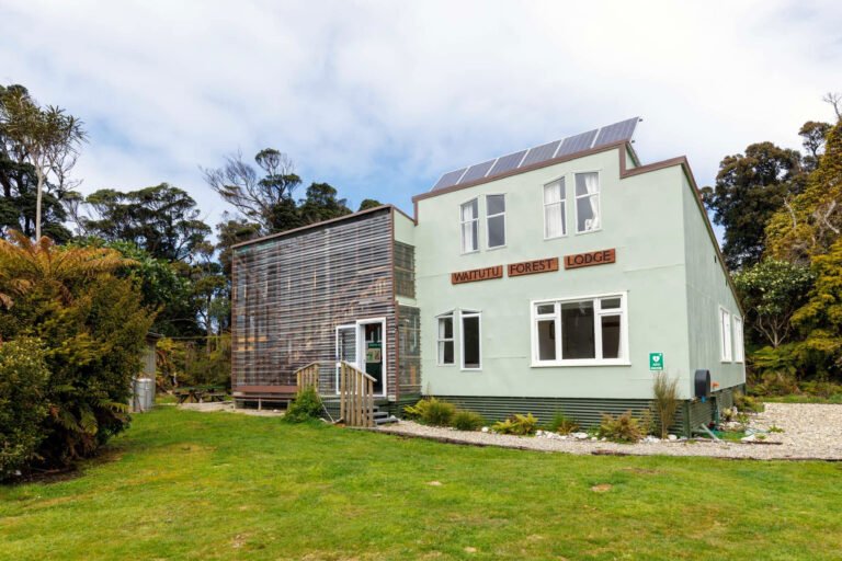 waitutu lodge southland 768x512