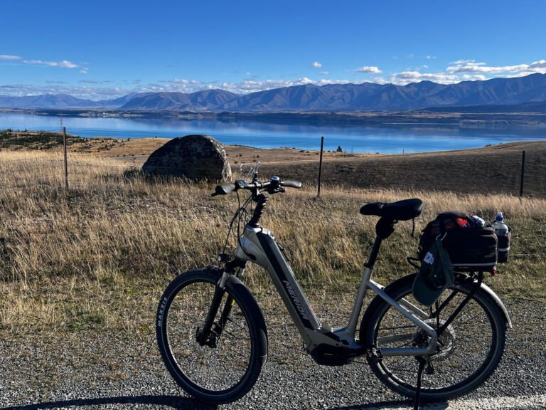 cycling holidays nz 768x576