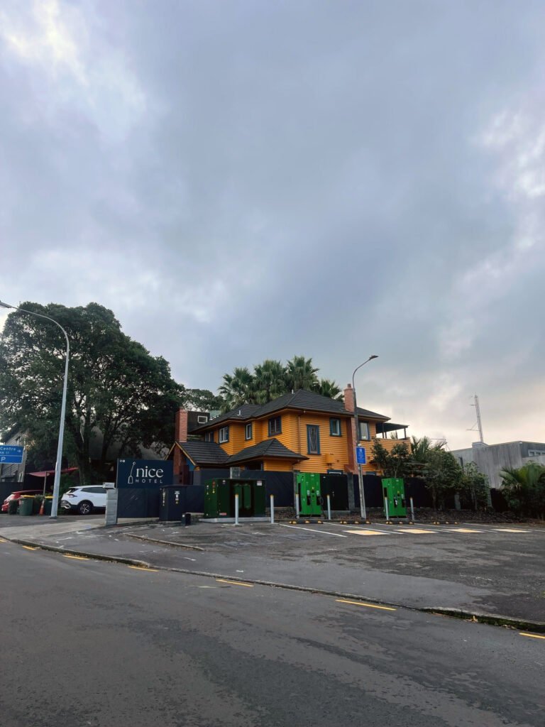 new plymouth hotel 768x1024