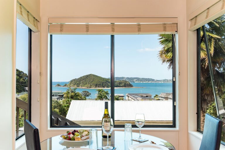 paihia luxury apartments 768x513