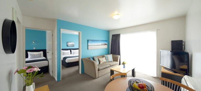 2 bedroom motel unit in riccarton christchurch 768x347