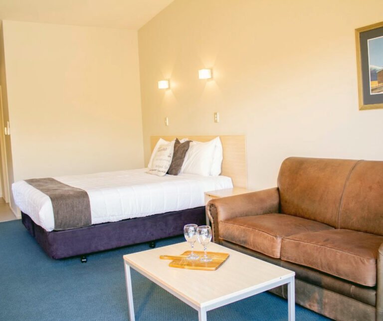 bedroom at the claremont martinborough motel nz 768x644