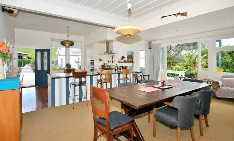 exclusive use lodge in gisborne nz 768x463