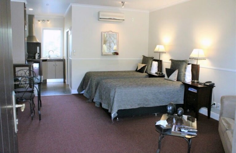 lodge bordeaux whangarei luxury suite 768x500