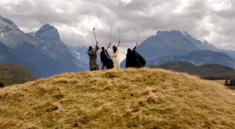 lord of the rings tour in glenorchy new zealand 768x424