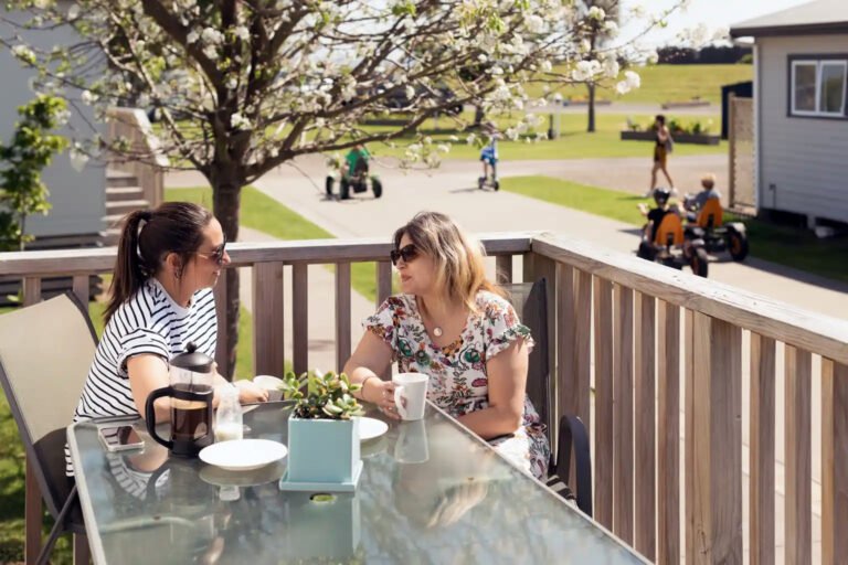 family stay whakatane holiday park 768x512