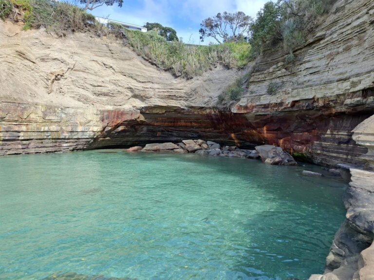jacobs ladder near red beach top 10 holiday park 768x576